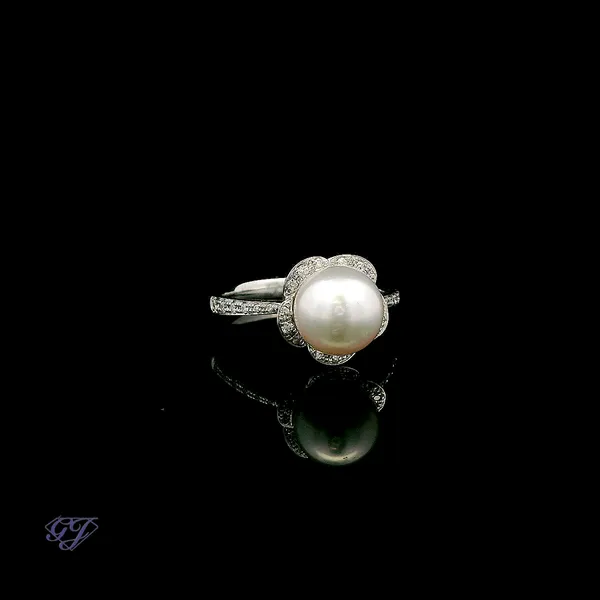 18K White Gold 8.5mm Freshwater Pearl Ring Image 2 Geneva Jewelry Riverside, CA