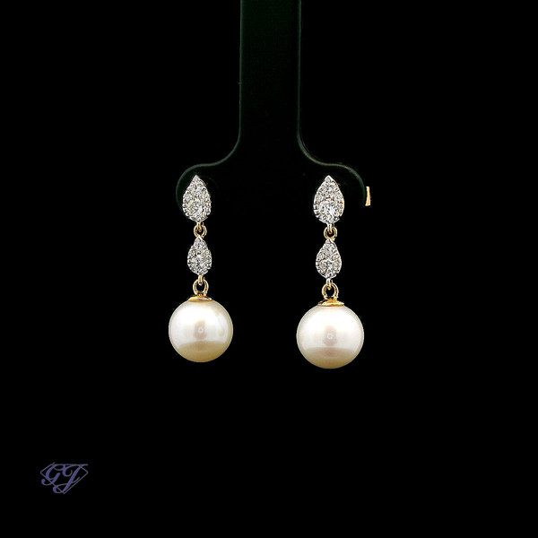 18K Yellow Gold 8.3mm Freshwater Pearl Ring Image 3 Geneva Jewelry Riverside, CA