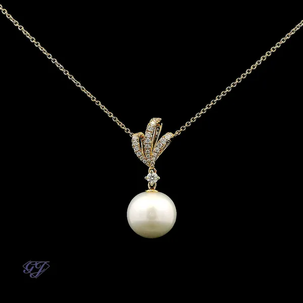 18K Yellow Gold 12mm Freshwater Pearl Pendant Geneva Jewelry Riverside, CA