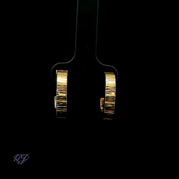 Italian 14K Yellow Gold Rigid Hoop Earrings Image 3 Geneva Jewelry Riverside, CA