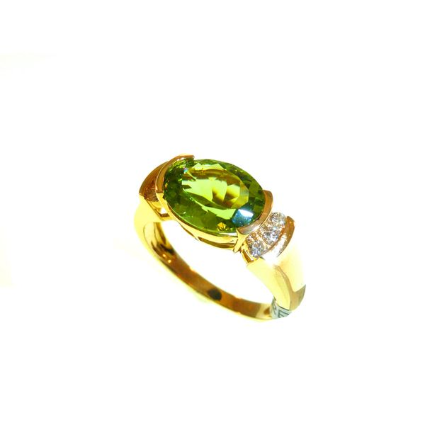 Peridot Ring Georgetown Jewelers Wood Dale, IL