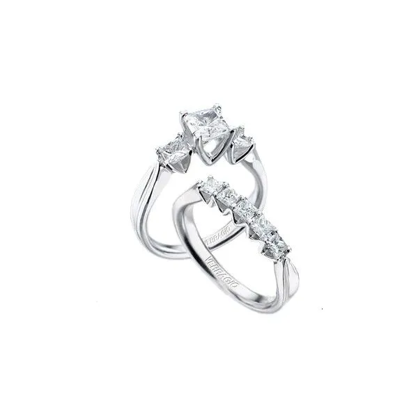Verragio 3 hotsell stone engagement ring