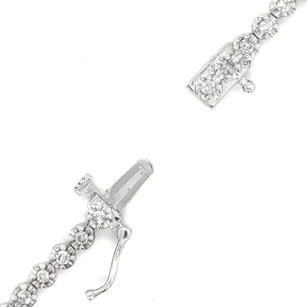Estate 10K White Gold Diamond Tennis Bracelet Image 3 Georgetown Jewelers Wood Dale, IL