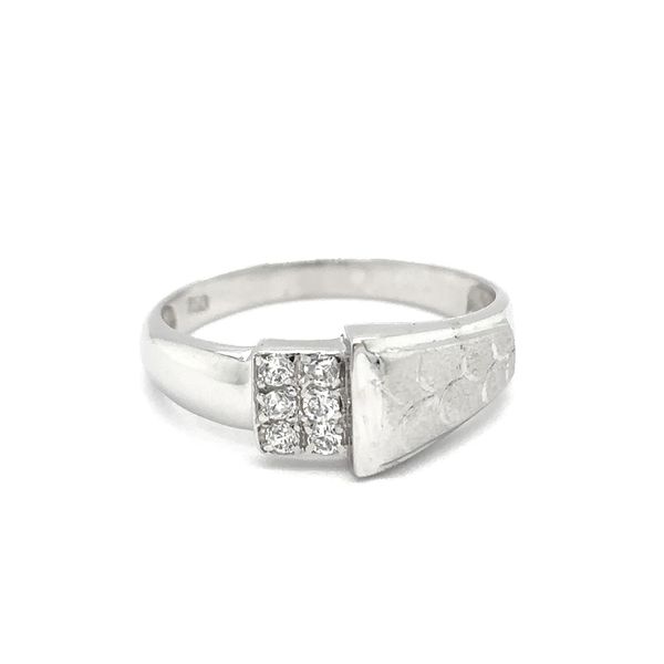 Estate 18K White Gold CZ Ring Image 2 Georgetown Jewelers Wood Dale, IL