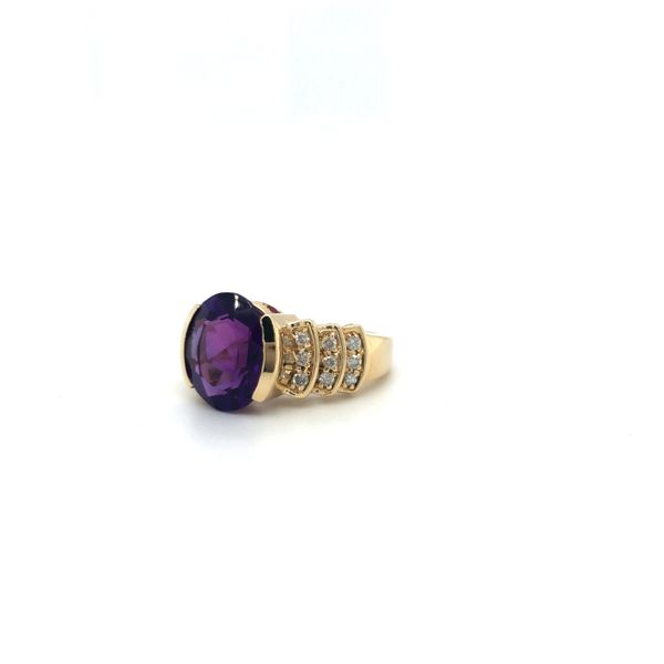 Estate Amethyst Ring Image 2 Georgetown Jewelers Wood Dale, IL
