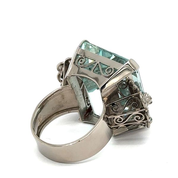 Estate Aquamarine & Diamond Ring Image 4 Georgetown Jewelers Wood Dale, IL