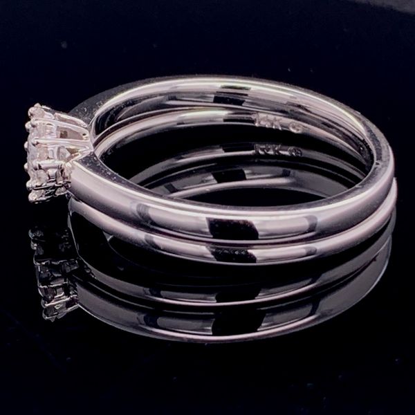 Diamond Cluster Engagement Set Image 2 Geralds Jewelry Oak Harbor, WA