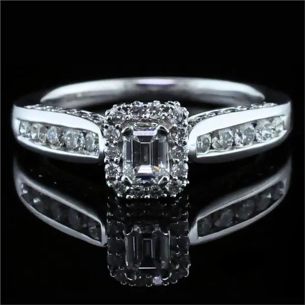 Emerald Cut Diamond Engagement Ring Geralds Jewelry Oak Harbor, WA