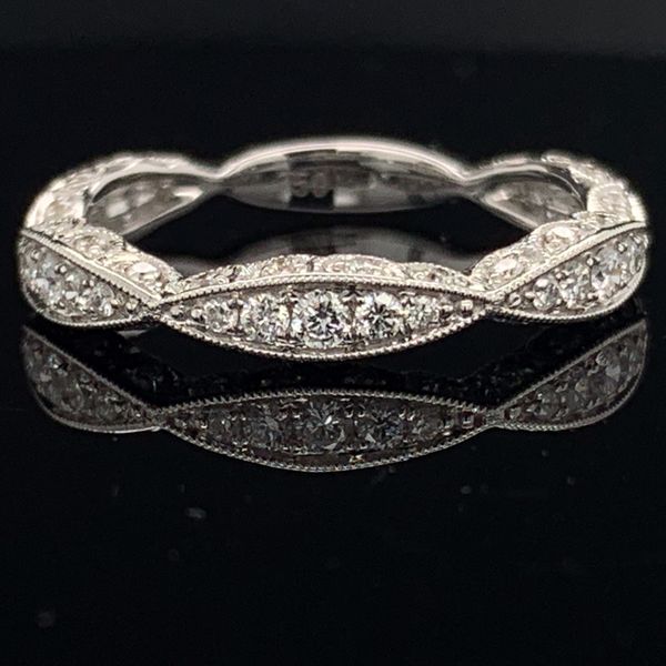 18K White Gold and Diamond Wedding Set Image 4 Geralds Jewelry Oak Harbor, WA