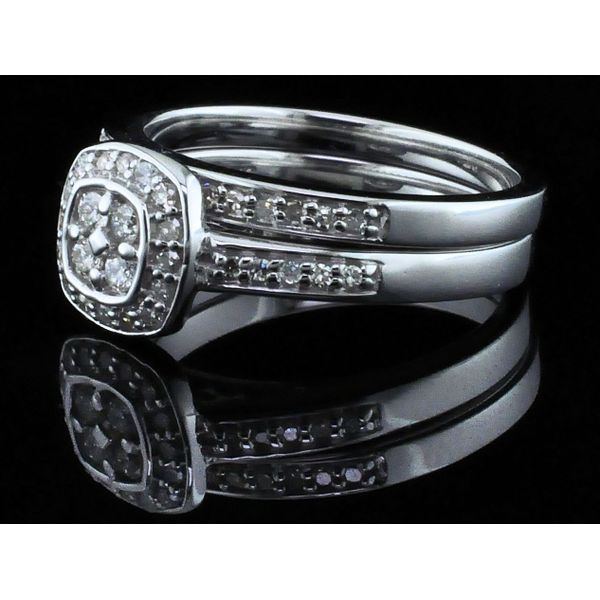 10K  Diamond Wedding Set Image 2 Geralds Jewelry Oak Harbor, WA