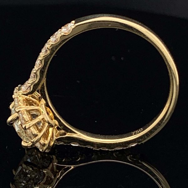 18K Yellow Gold And Diamond Halo Engagement Ring Image 3 Geralds Jewelry Oak Harbor, WA