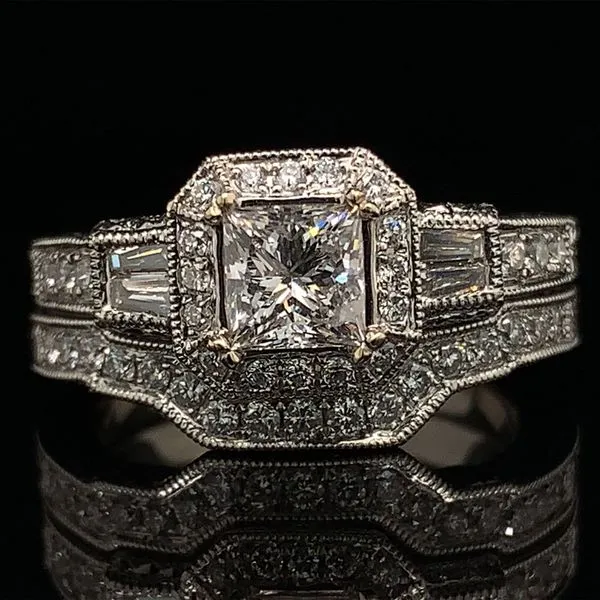 18K White Gold Princess Cut Diamond Engagement Ring Image 2 Geralds Jewelry Oak Harbor, WA