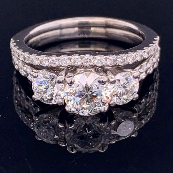 Diamond Engagement and Wedding Ring Set Geralds Jewelry Oak Harbor, WA