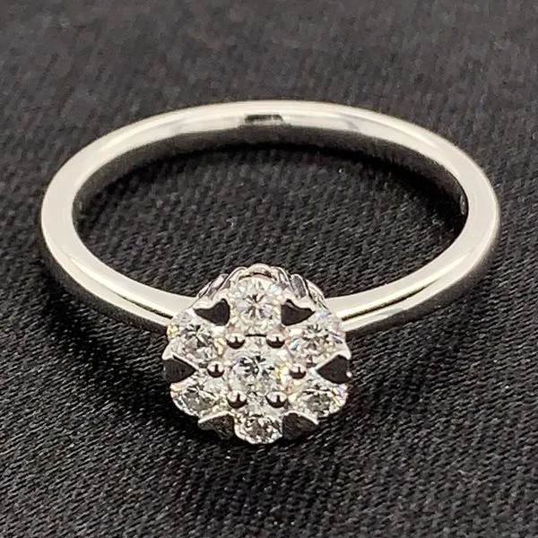 18K White Gold and Diamond Cluster Engagement Ring Geralds Jewelry Oak Harbor, WA