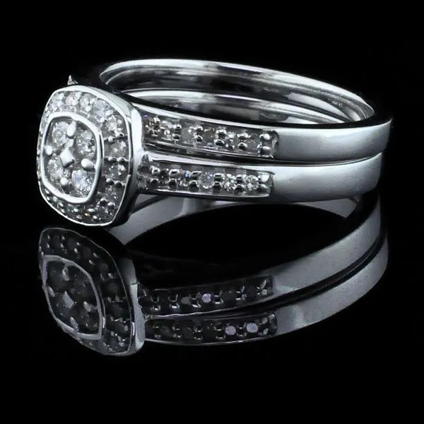 10K Diamond Wedding Set Image 2 Geralds Jewelry Oak Harbor, WA