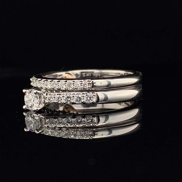 14K White Gold And Diamond Wedding Set Image 2 Geralds Jewelry Oak Harbor, WA