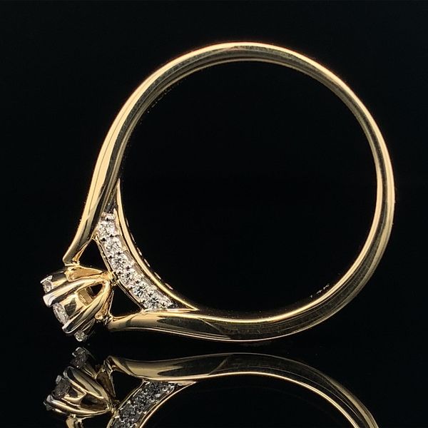 Yellow Gold Diamond Cluster Engagement Ring Image 2 Geralds Jewelry Oak Harbor, WA