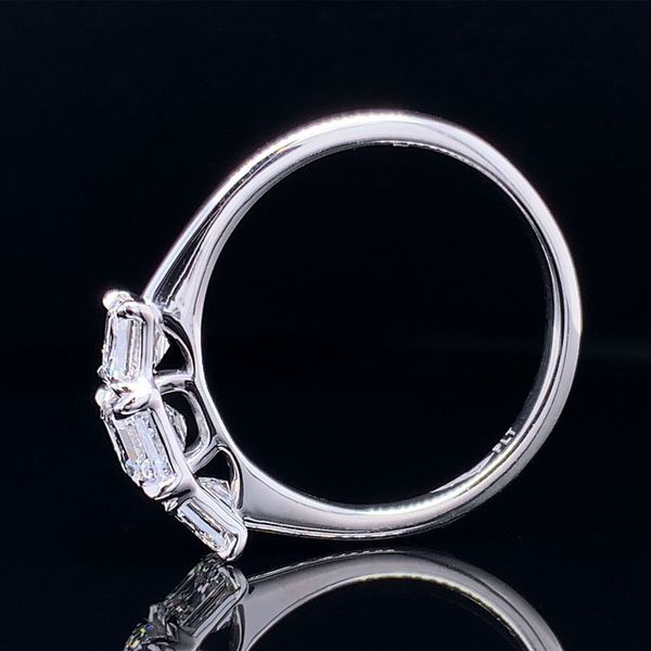 Platinum Three Stone Diamond Engagement Ring Image 3 Geralds Jewelry Oak Harbor, WA