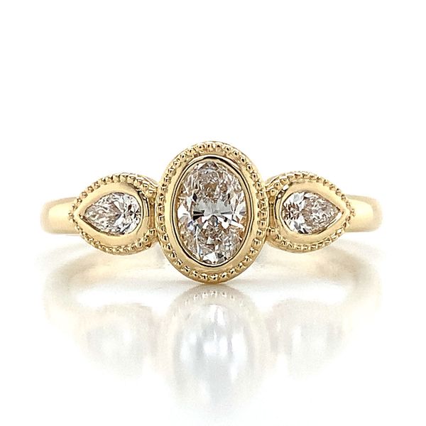 Three Stone Diamond Engagement Ring Image 4 Geralds Jewelry Oak Harbor, WA