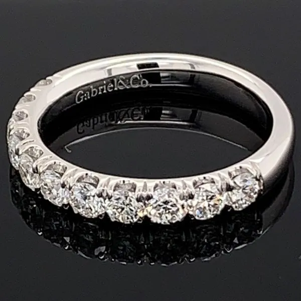 Gabriel Diamond Anniversary Band Image 2 Geralds Jewelry Oak Harbor, WA