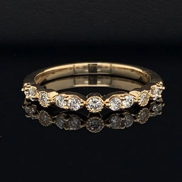 Yellow Gold And Diamond Wedding Band Geralds Jewelry Oak Harbor, WA