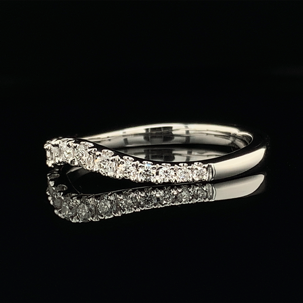 Diamond Wedding Band - Women's Image 2 Geralds Jewelry Oak Harbor, WA