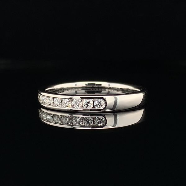 .25ct Total Weight Diamond Anniversary Band Image 2 Geralds Jewelry Oak Harbor, WA