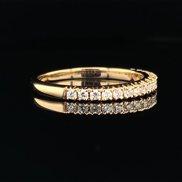 Yellow Gold Diamond Anniversary Band, .25cttw Image 2 Geralds Jewelry Oak Harbor, WA