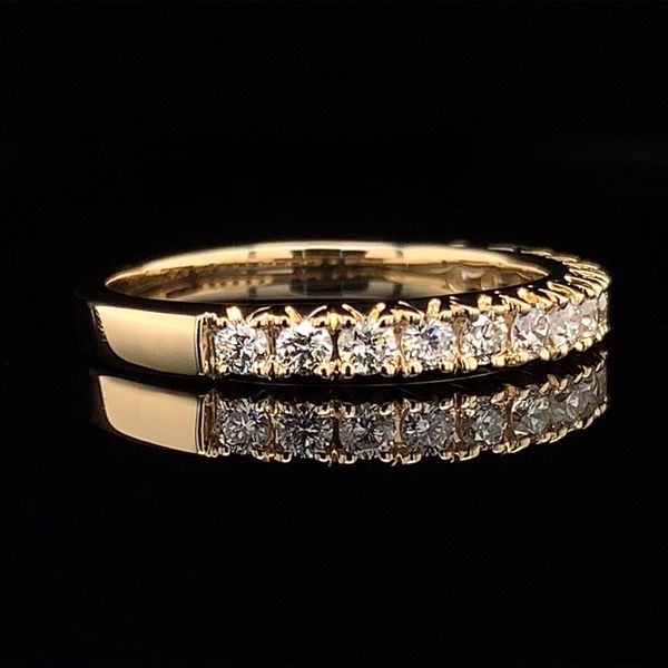 Yellow Gold Diamond Anniversary Band, .50cttw Image 3 Geralds Jewelry Oak Harbor, WA