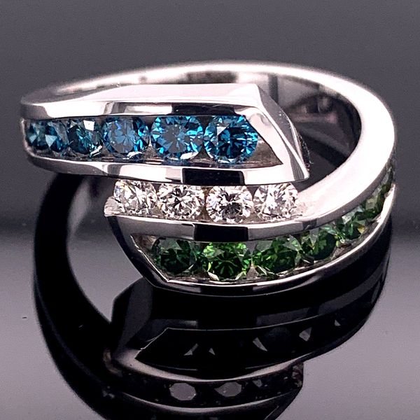 Ladies DeLeo Colored Diamond Fashion Ring Geralds Jewelry Oak Harbor, WA
