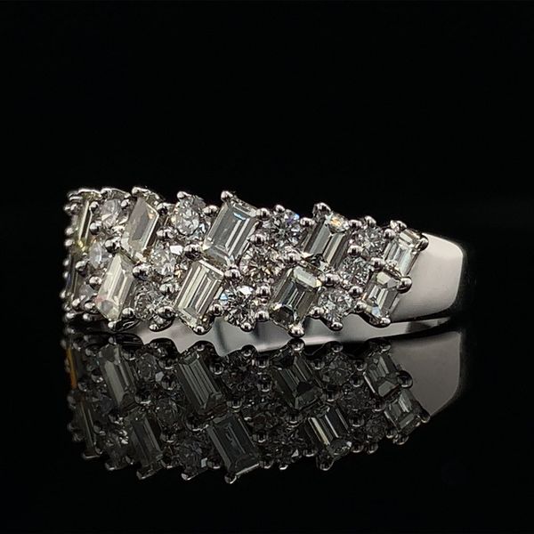 Baguette And Round Cut Diamond Fashion Ring Image 2 Geralds Jewelry Oak Harbor, WA