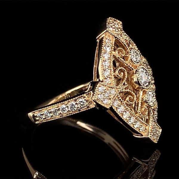 Vintage Inspired Diamond Ring Image 3 Geralds Jewelry Oak Harbor, WA