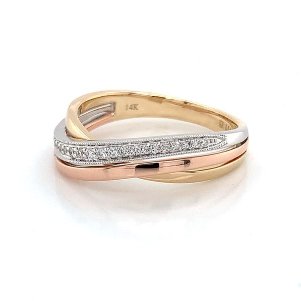Tri Tone Gold and Diamond Ring Image 5 Geralds Jewelry Oak Harbor, WA