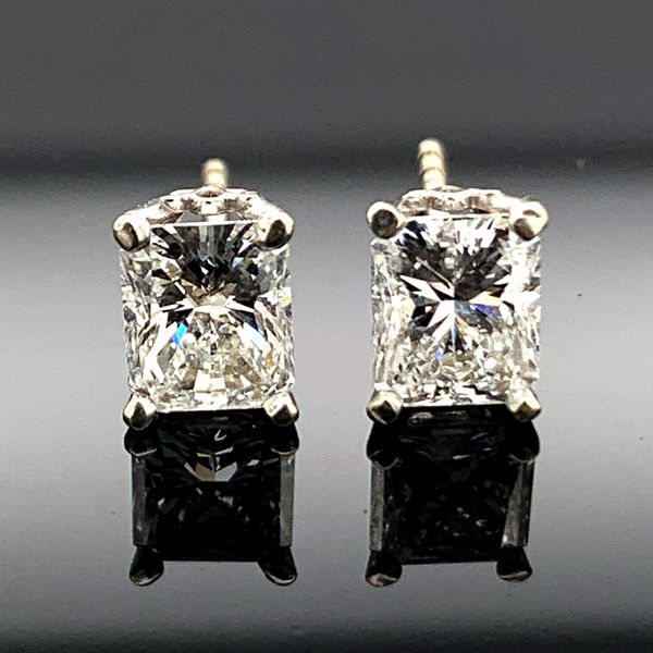 1.42ct Total Weight Radiant Cut Diamond Stud  Earrings Image 2 Geralds Jewelry Oak Harbor, WA