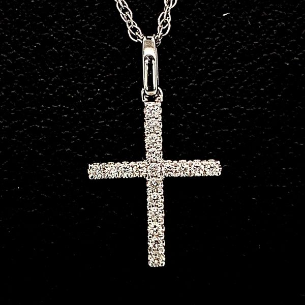 18K Diamond Cross Pendant Geralds Jewelry Oak Harbor, WA