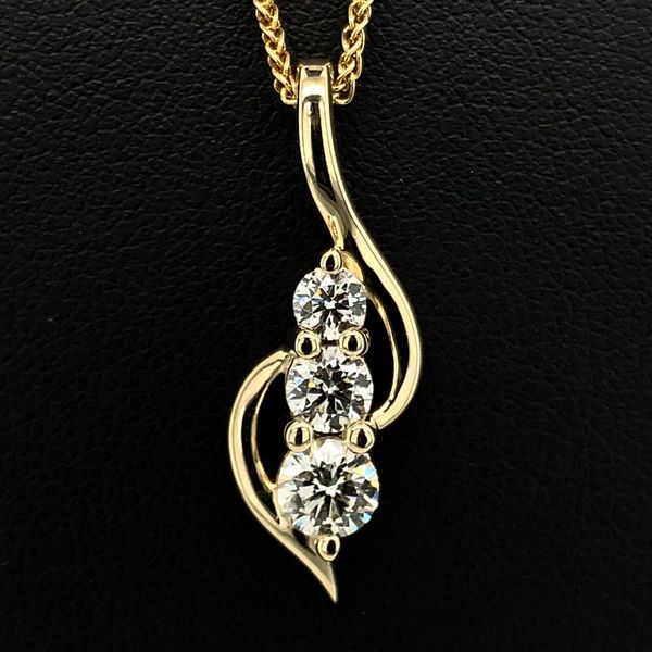 1.02cttw Hearts and Arrows Diamond Three Stone Pendant in Yellow Gold Geralds Jewelry Oak Harbor, WA