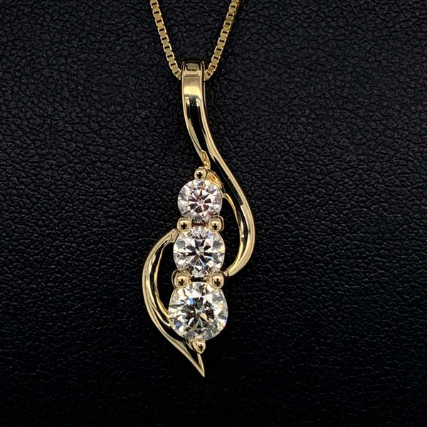 .96ct tw Hearts And Arrows Diamond Three Stone Pendant Geralds Jewelry Oak Harbor, WA