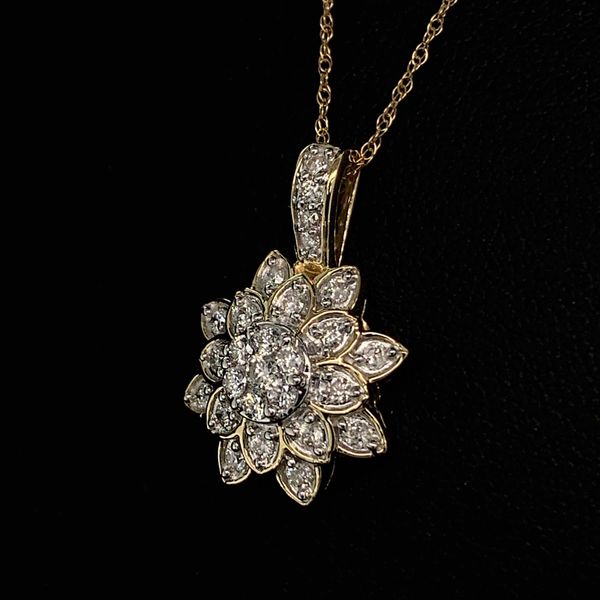 10K Yellow Gold And Diamond Ladies Fashion Pendant Image 2 Geralds Jewelry Oak Harbor, WA
