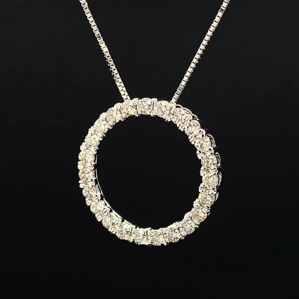 Diamond Circle Pendant, Medium Image 2 Geralds Jewelry Oak Harbor, WA