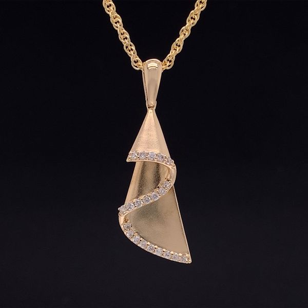 Waves Of Gold And Diamond Pendant Geralds Jewelry Oak Harbor, WA