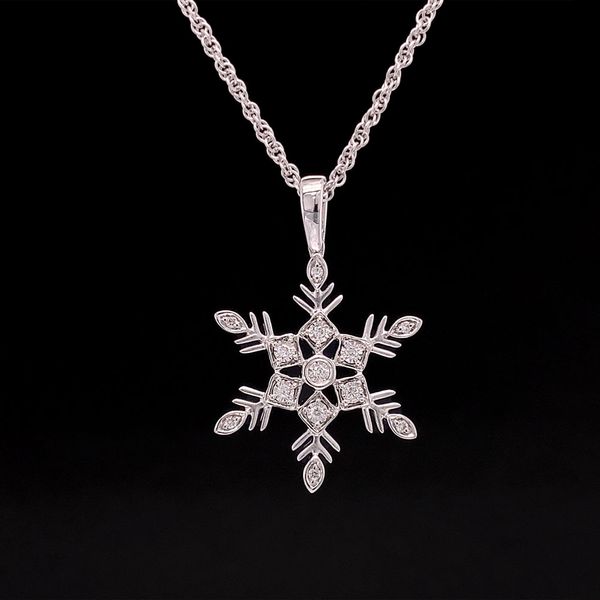 Diamond Snowflake Pendant Geralds Jewelry Oak Harbor, WA