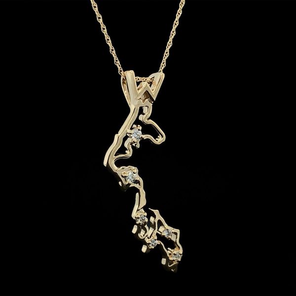 Custom Whidbey Island Outline Diamond Pendant Geralds Jewelry Oak Harbor, WA