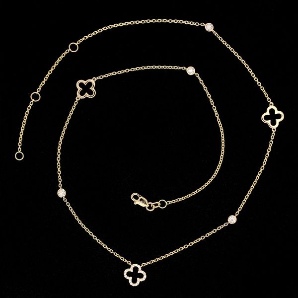 Yellow Gold Diamond Station Clover and Bezel Strand Necklace Image 3 Geralds Jewelry Oak Harbor, WA