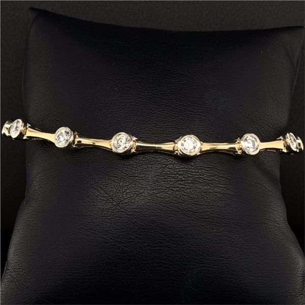 14 Karat Tu-Tone 1.96Ct Total Weight Diamond Tennis Bracelet Image 3 Geralds Jewelry Oak Harbor, WA