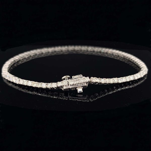 White Gold And Diamond Tennis Bracelet Image 2 Geralds Jewelry Oak Harbor, WA