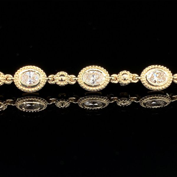 Yellow Gold Bezel and Milgrain Diamond Bracelet Image 3 Geralds Jewelry Oak Harbor, WA