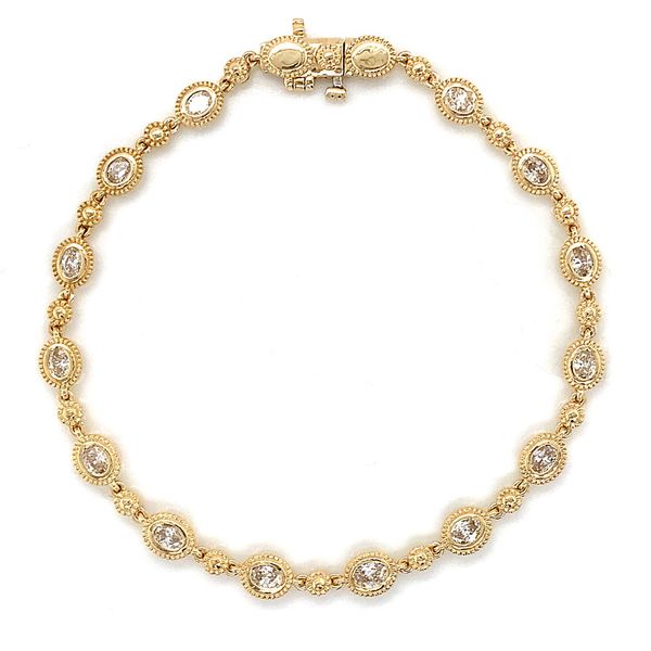 Yellow Gold Bezel and Milgrain Diamond Bracelet Image 4 Geralds Jewelry Oak Harbor, WA
