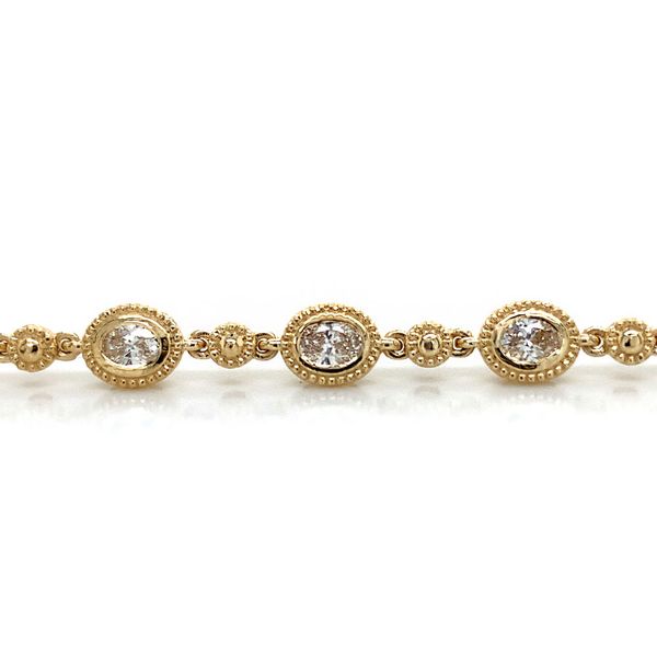 Yellow Gold Bezel and Milgrain Diamond Bracelet Image 5 Geralds Jewelry Oak Harbor, WA