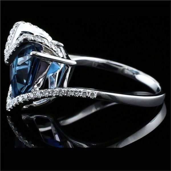 Ladies London Blue Topaz and Diamond Fashion Ring Image 2 Geralds Jewelry Oak Harbor, WA