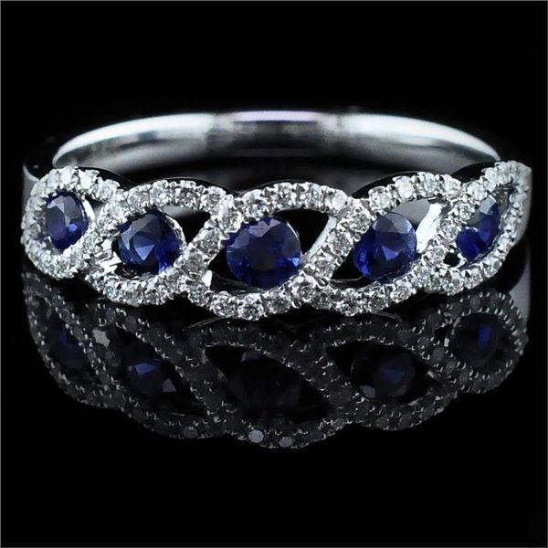 18K Sapphire and Diamond Ring Geralds Jewelry Oak Harbor, WA